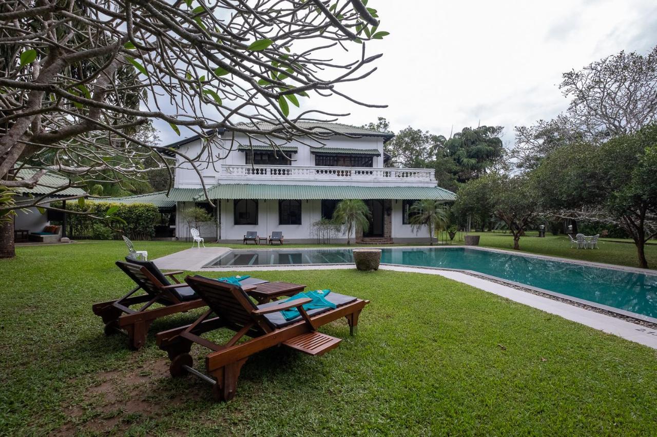 Horathapola Estate Hotel Marawila Exterior foto
